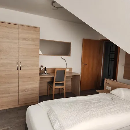 Heuer 브리에트린겐