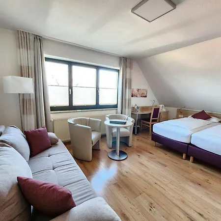 Heuer 3* 브리에트린겐