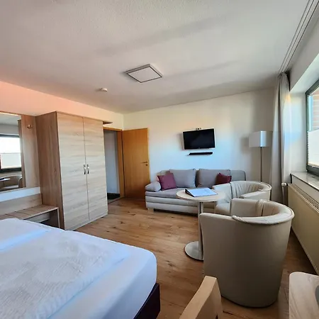 Heuer 3* 브리에트린겐